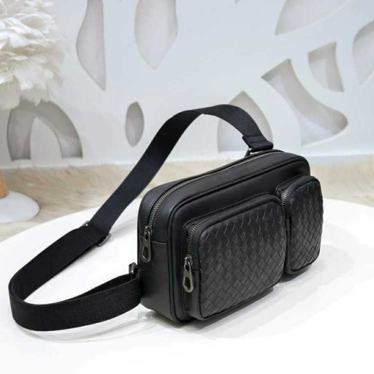 Picture of Bottega Veneta Mens Bags _SKUfw233561090fw
